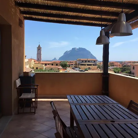 Nel Con Vista Su Tavolara Porto San Paolo (Sardinia)